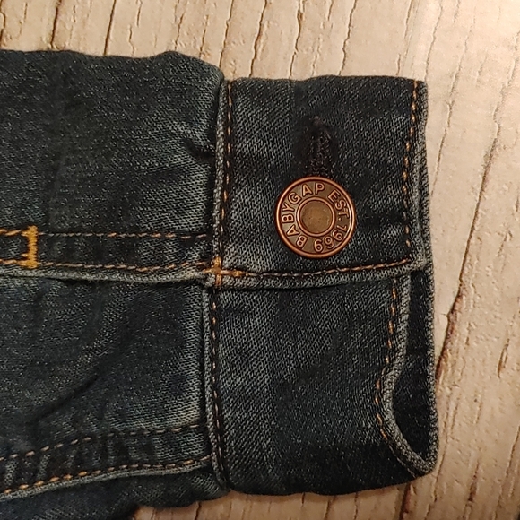 3/$25 BABY GAP Denim cute Jeans Jacket size 18-24 months - Picture 10 of 13